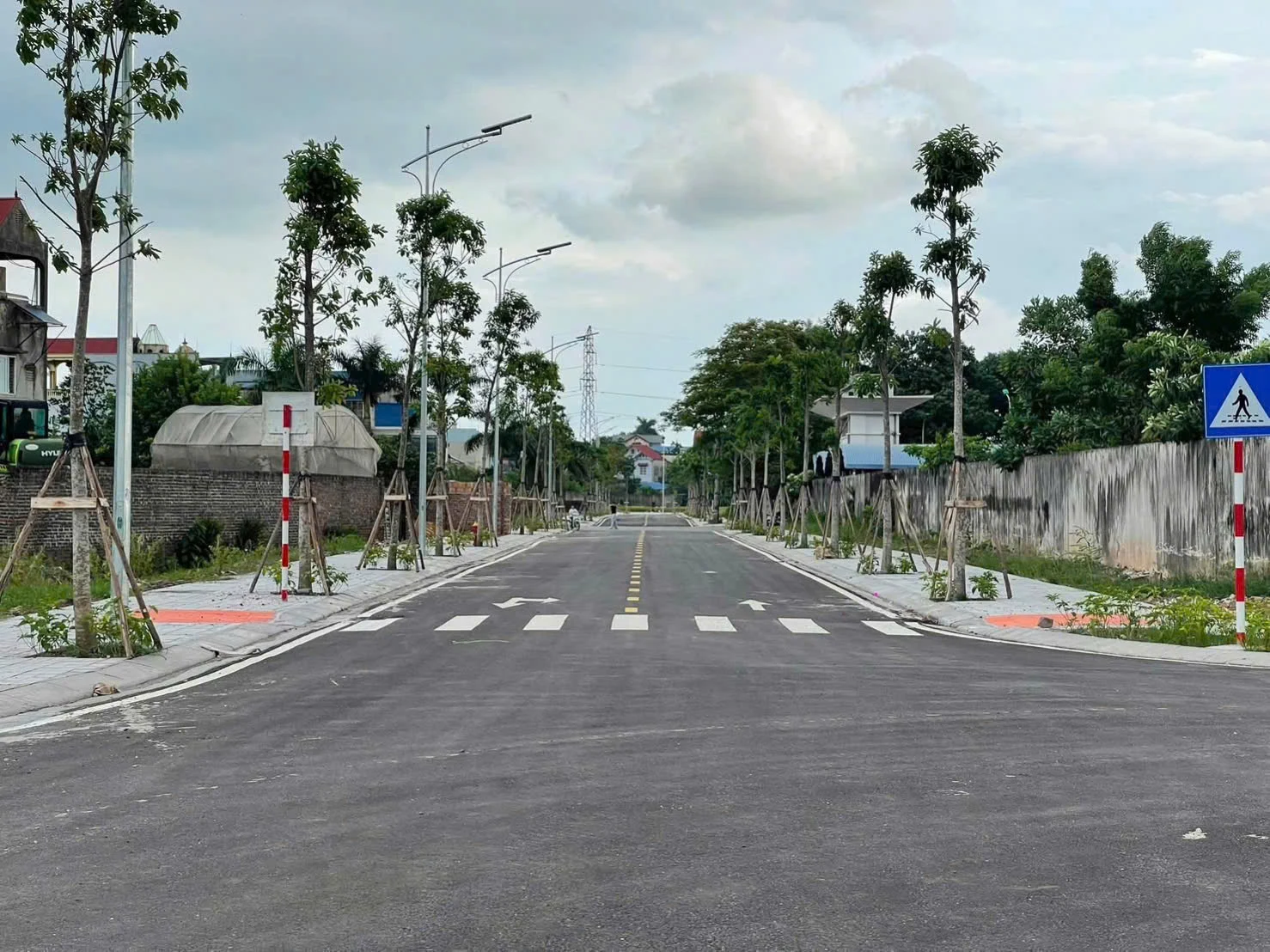 Đại Lộ Nội Khu & Hệ Thống Chiếu Sáng Đô Thị